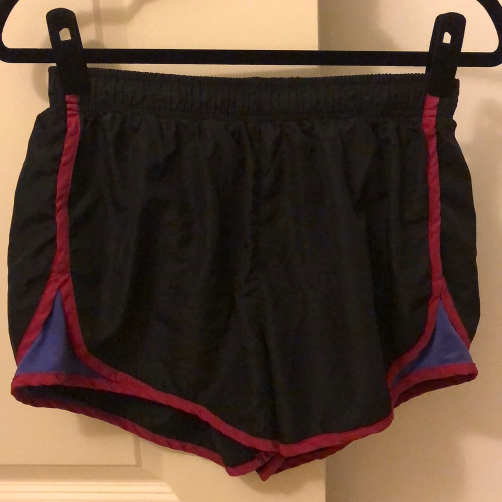 Actra Athletic Shorts Size L Color Black Pink